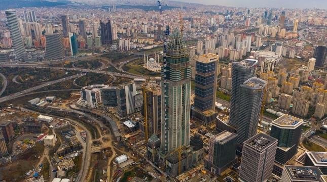 Ataşehir Finans Merkezi Dış Cephe Cam Temizliği